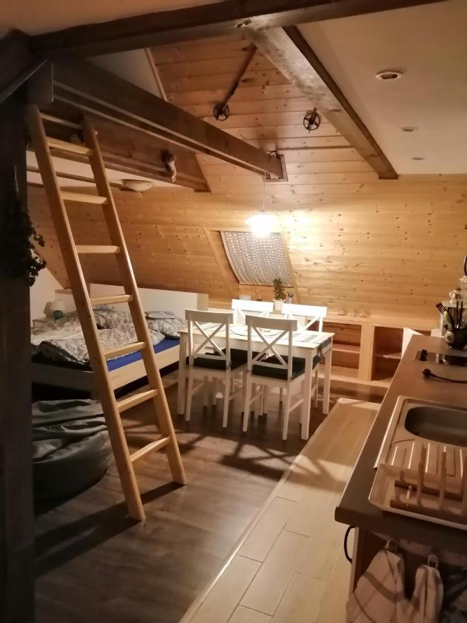 Apartman Dve Micky Pec pod Snezkou Εξωτερικό φωτογραφία